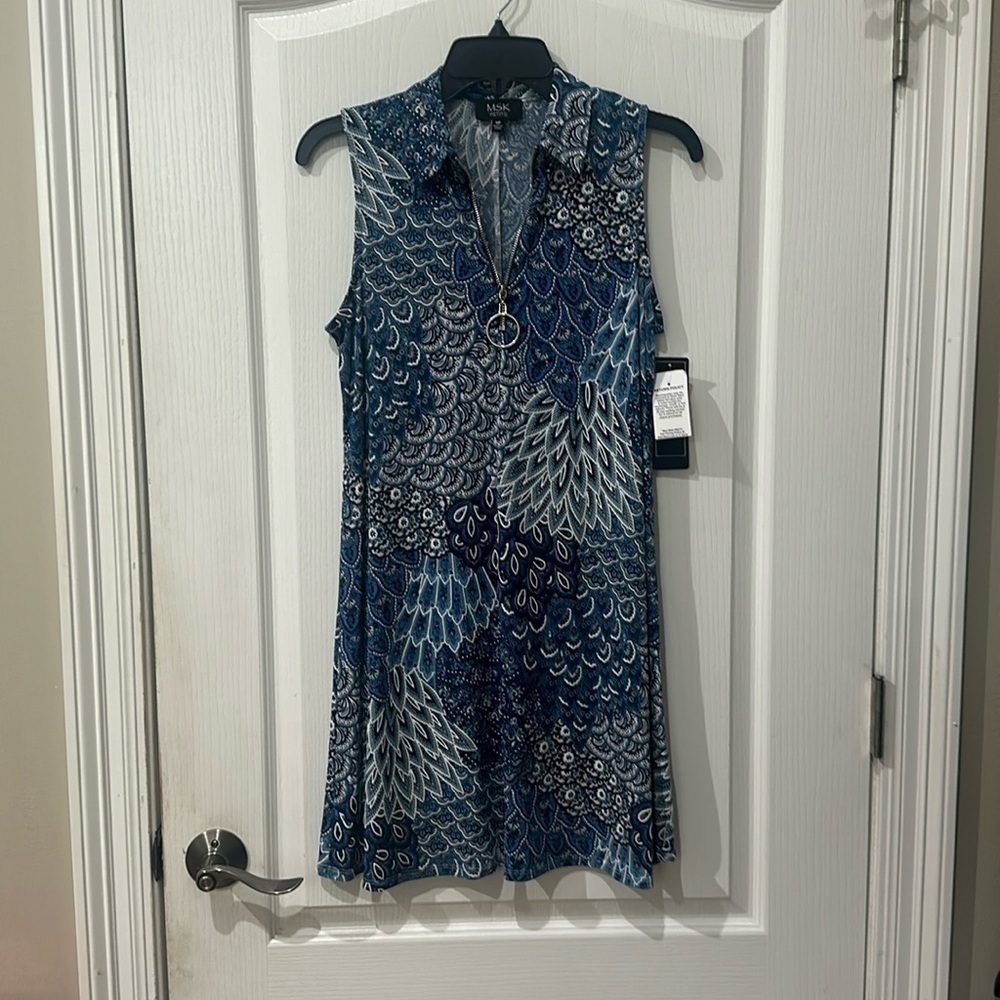 MSK Sz petite medium sleeveless zip neck dress